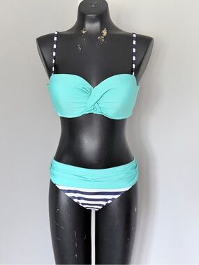 Astylish | Women’s Twist Bandeau Push-up Bikini Set  | Size L
